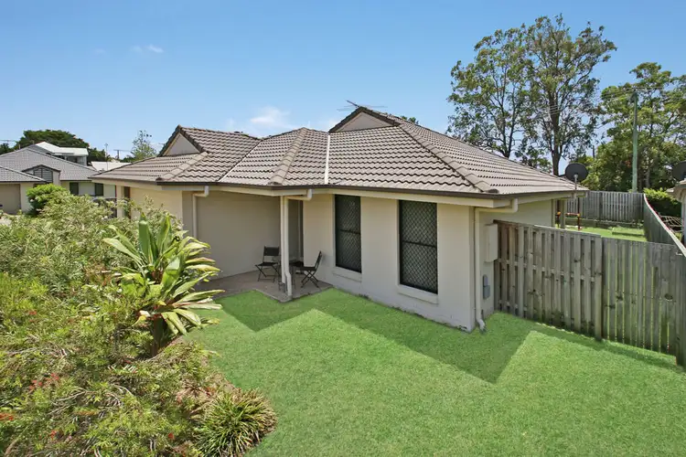 Fifth view of Homely house listing, 7 Roland Court, Kallangur QLD 4503