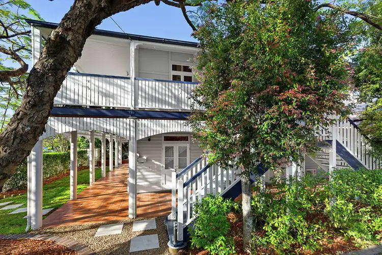 31 Wylie Street, Graceville QLD 4075