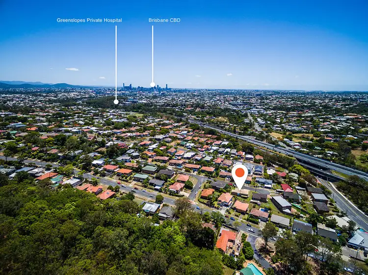 Second view of Homely house listing, 10 Joywood Street, Tarragindi QLD 4121