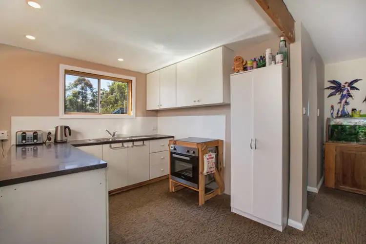 17 Olive Place, White Beach TAS 7184