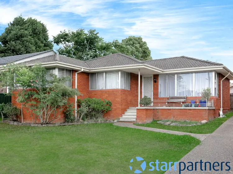 17 Megalong Cres, Campbelltown NSW 2560