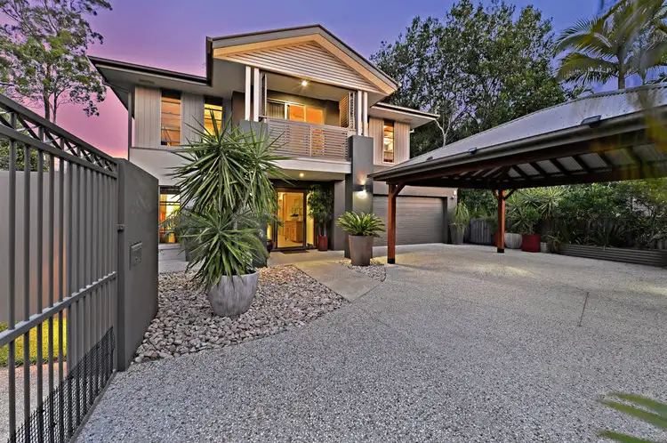 33 Sisley Street, Forest Lake QLD 4078