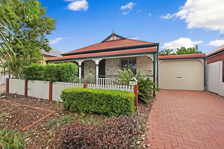 13 Simpson Way, Forest Lake QLD 4078