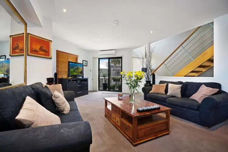 4/2 Linwood Street, Maryville NSW 2293