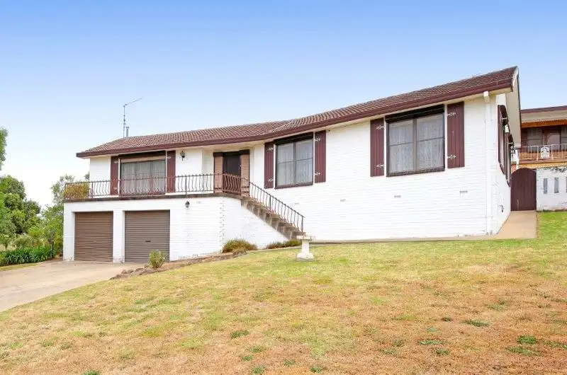 Main view of Homely house listing, 25 Acacia Pl, Junee NSW 2663