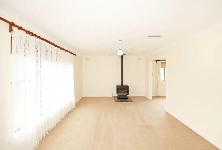 Third view of Homely house listing, 25 Acacia Pl, Junee NSW 2663