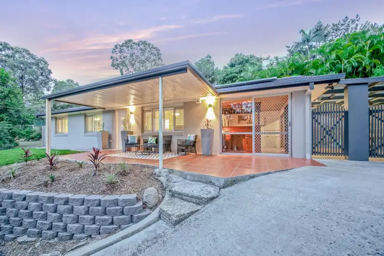 Z29 Yeerinbool Court, Arana Hills QLD 4054