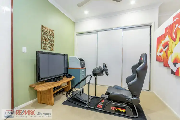 Sixth view of Homely house listing, 8 Baybreeze Crescent, Murrumba Downs QLD 4503