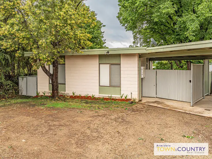 2/18 Nyssa Street, Armidale NSW 2350