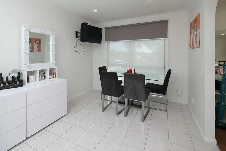 Fourth view of Homely unit listing, 1/16 Temby Close, Endeavour Hills VIC 3802