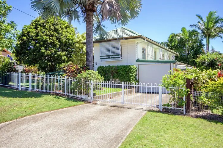 16 Craig Street, Brighton QLD 4017