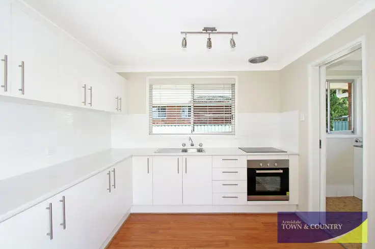 Second view of Homely house listing, 3/15 Queen Elizabeth Drive, Armidale NSW 2350