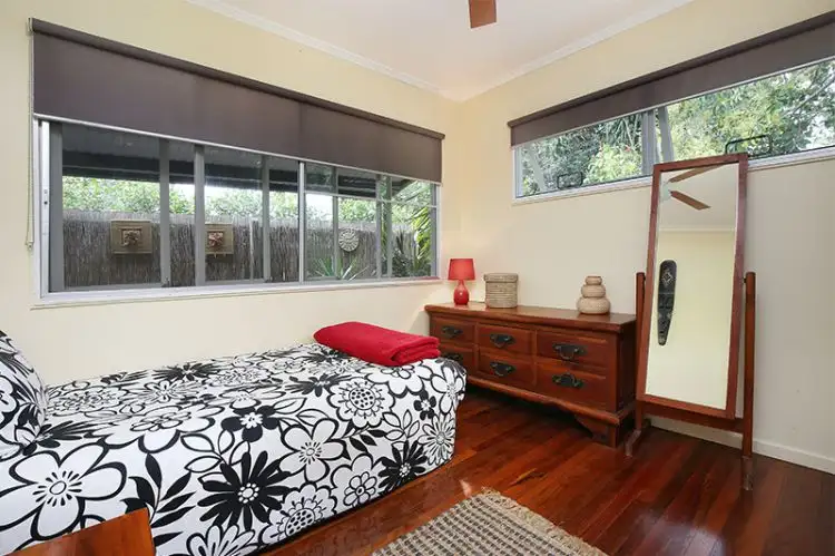 2/6 Washington Street, Nambour QLD 4560