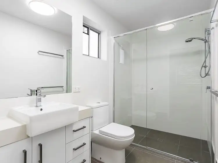 Fifth view of Homely unit listing, 2/166 Herston Road, Herston QLD 4006