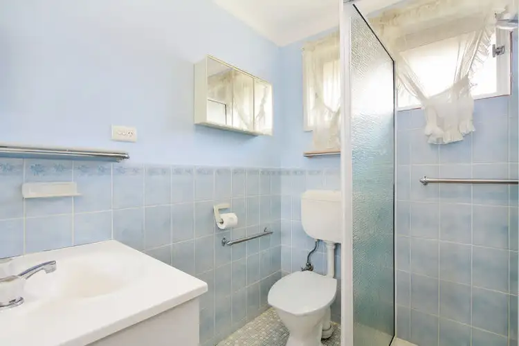 Fifth view of Homely house listing, 9/4 Anne Street, Tamworth NSW 2340