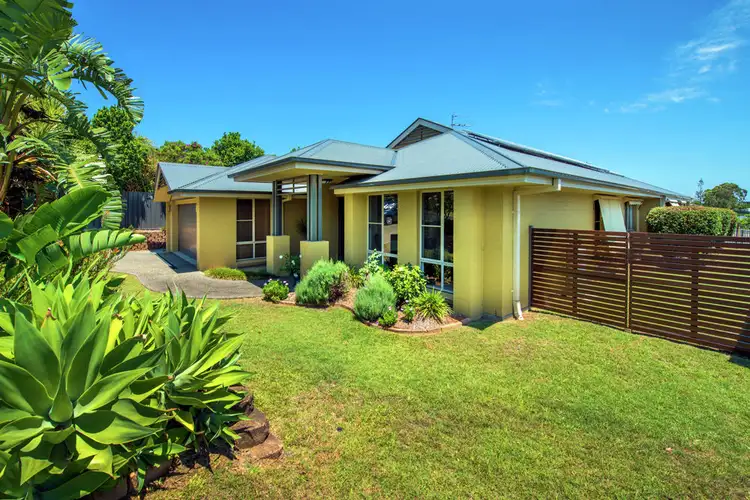 27 Burns Crescent, Corindi Beach NSW 2456
