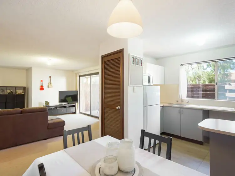 Sixth view of Homely unit listing, 2/80 Edgecumbe St, Como WA 6152