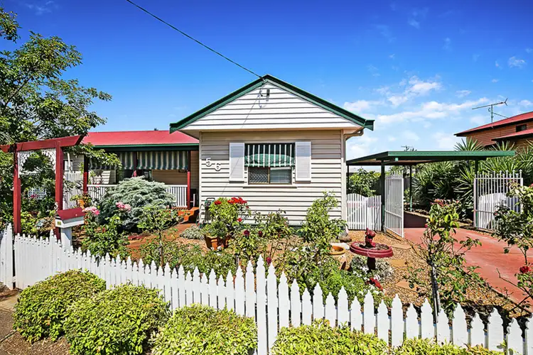 56 Drayton Road, Harristown QLD 4350