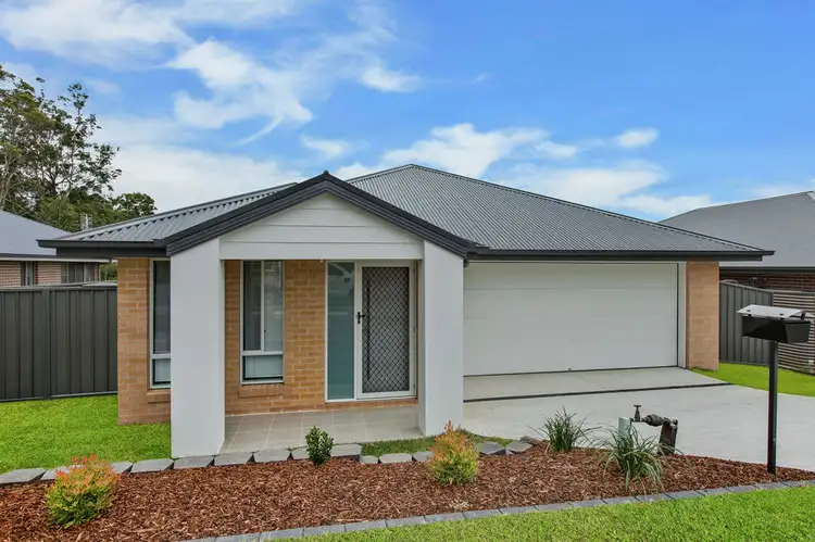 9 Barn Owl Avenue, Wadalba NSW 2259