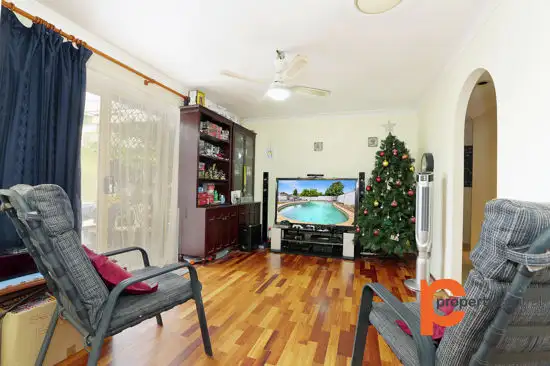 Fifth view of Homely house listing, 28 Kenneth Slessor Drive, Glenmore Park NSW 2745