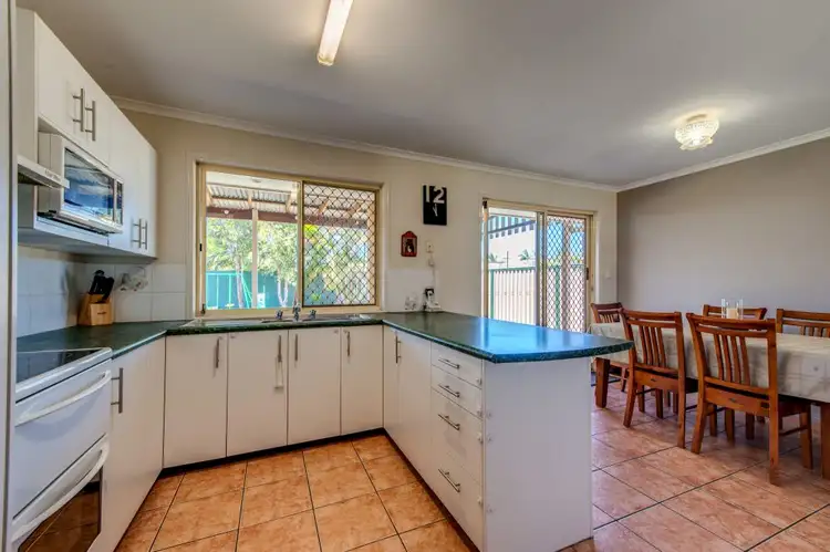 Fifth view of Homely house listing, 4 Kaiser Court, Waterford West QLD 4133