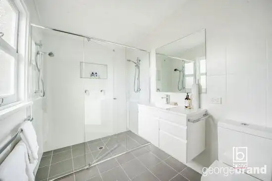 Sixth view of Homely house listing, 52 Woolana Avenue, Budgewoi NSW 2262
