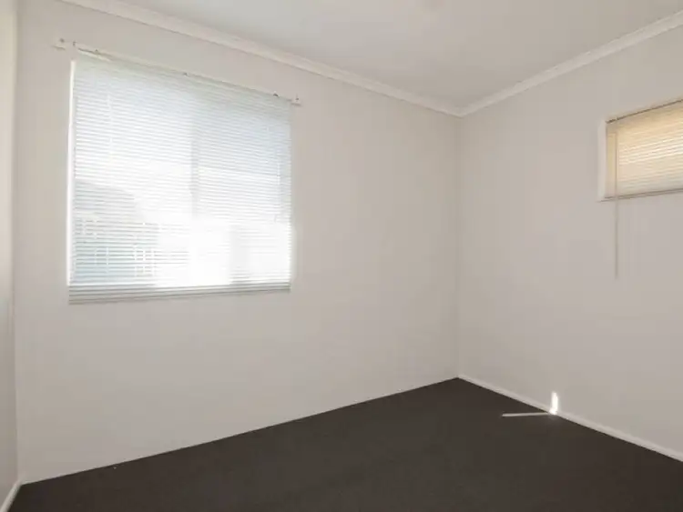 Sixth view of Homely unit listing, 1/4 Longland Street, Redcliffe QLD 4020