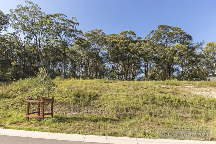 27 Robinia Close, Elermore Vale NSW 2287