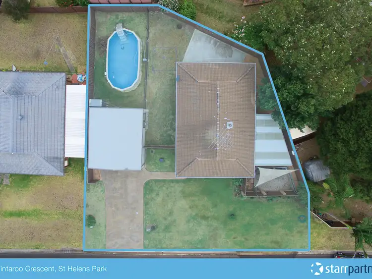 16 Wintaroo Cres, St Helens Park NSW 2560