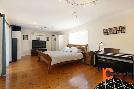 Sixth view of Homely house listing, 11 Baronesa Road, South Penrith NSW 2750