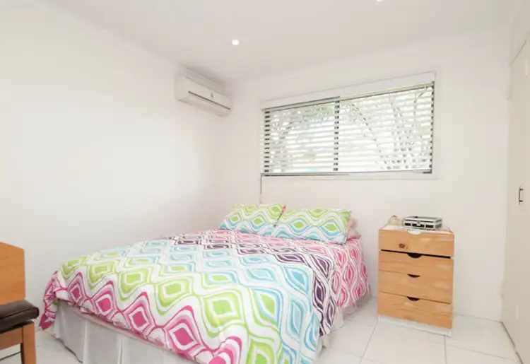 Sixth view of Homely semi-detached listing, 1/3 Saracen Street, Battery Hill QLD 4551