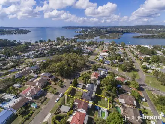 12 Sandra Street, Fennell Bay NSW 2283