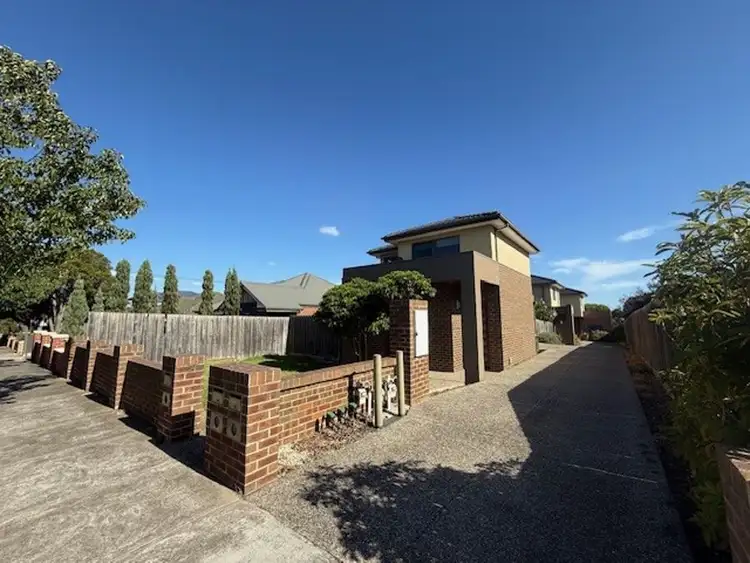 1/9 Livingstone Street