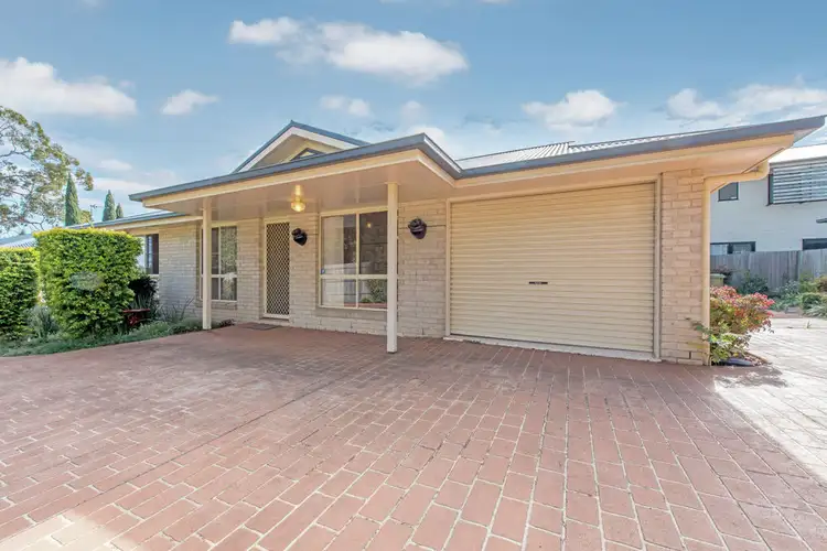 2/312B Hume Street, Centenary Heights QLD 4350