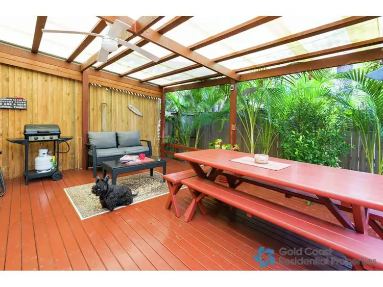 16/81 Olsen Avenue, Labrador QLD 4215