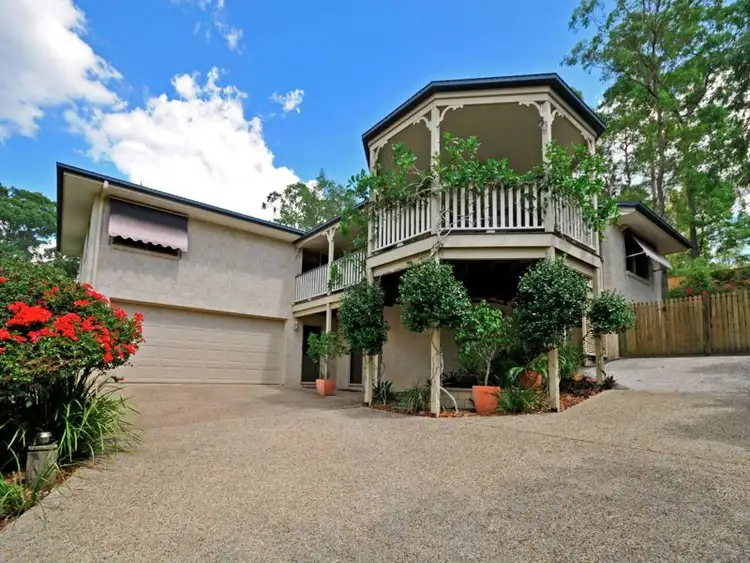 6 Foambark Court, Eatons Hill QLD 4037