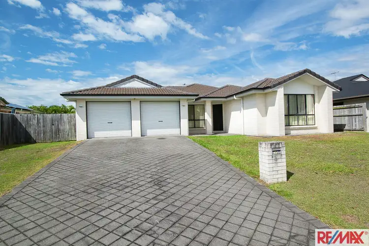 15 Reeders Street, Sandstone Point QLD 4511