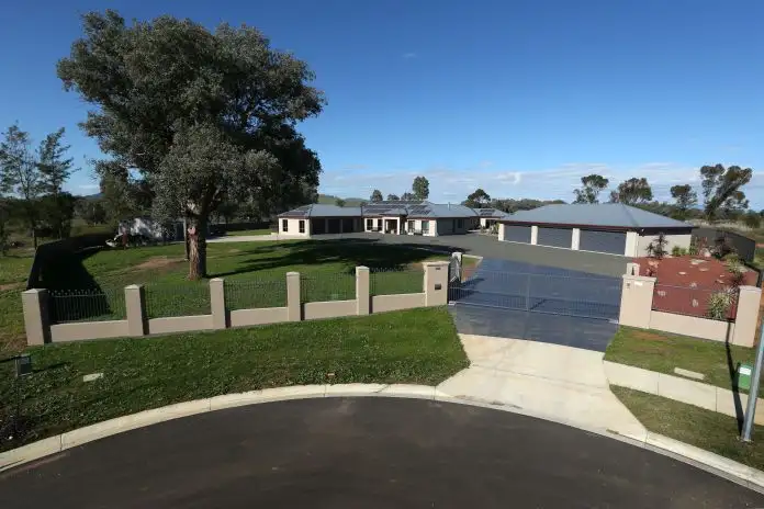 Main view of Homely house listing, 39 Hinchinbrook Crt, Thurgoona NSW 2640