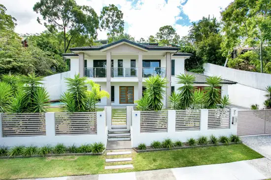 8 Trudy Cr, Cornubia QLD 4130