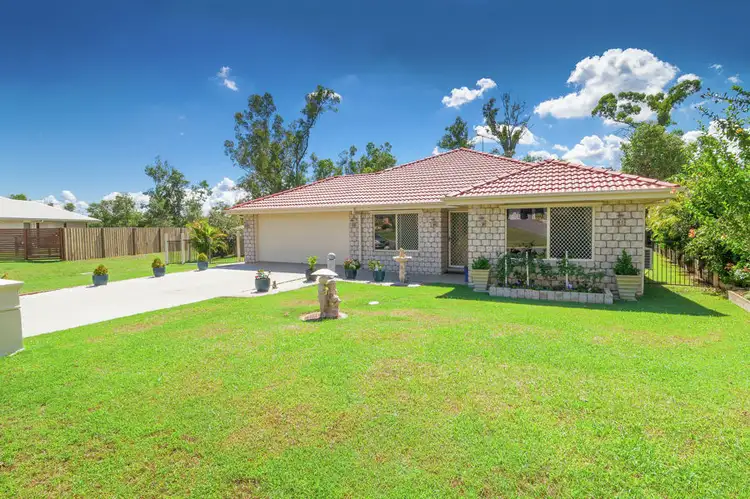 Second view of Homely house listing, 8 Dalewood Place, Fernvale QLD 4306