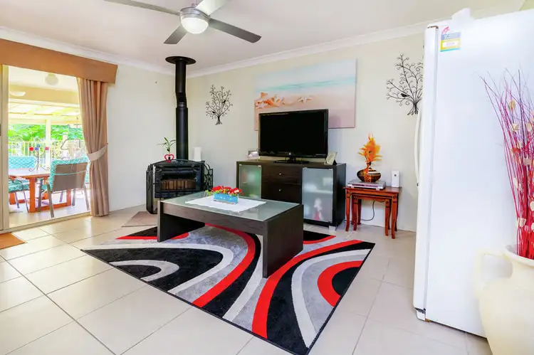 Fifth view of Homely house listing, 8 Dalewood Place, Fernvale QLD 4306