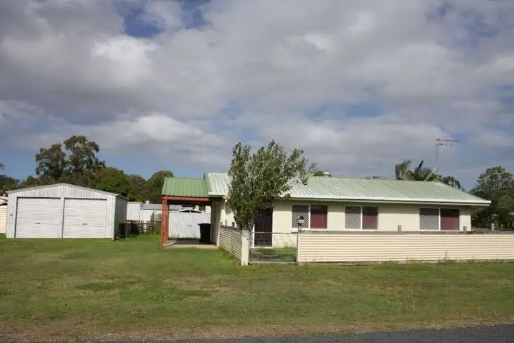 29 Fourth Avenue, Maaroom QLD 4650