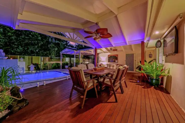 1 Fraser Place, Forest Lake QLD 4078