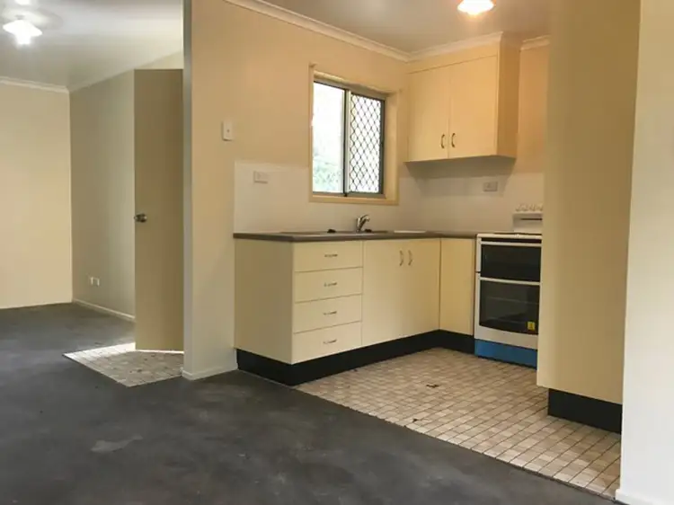 Fifth view of Homely house listing, 1 Deacon Court, Mooroobool QLD 4870