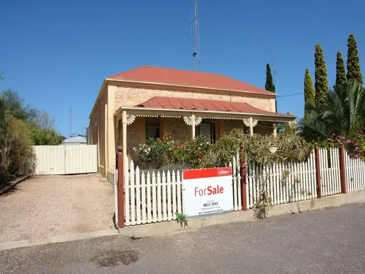 21 Robert Street, Moonta SA 5558