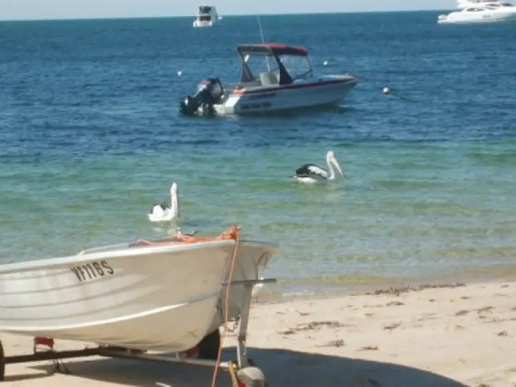 Shack 32 Black Point Drive, Black Point SA 5571