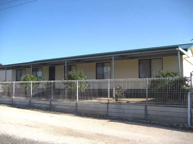 20 Emeu Street, Port Clinton SA 5570