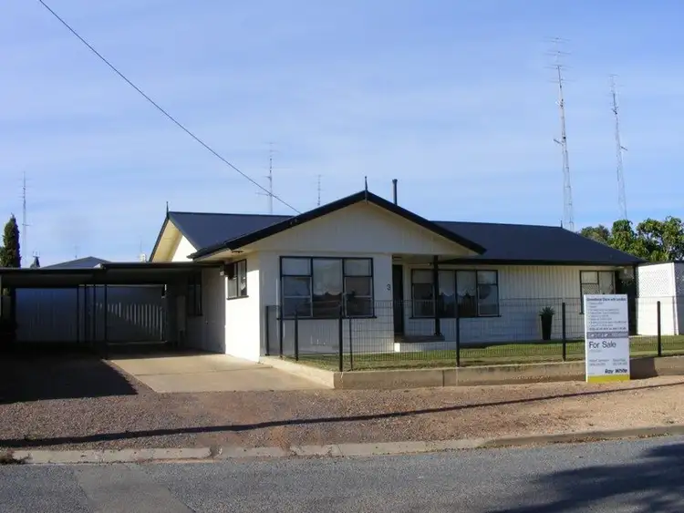 3 Allan Avenue, Wallaroo SA 5556