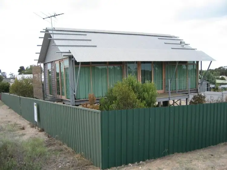 16 Wells Terrace, Price SA 5570