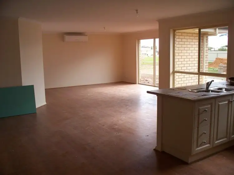Fourth view of Homely house listing, 8 Measday Crescent, Kadina SA 5554